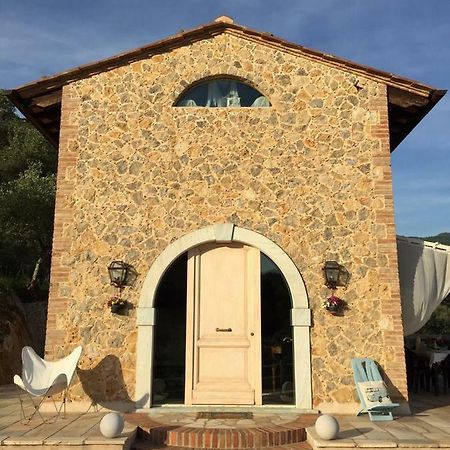 Valuable Rustic Tuscan Swimming Pool, Breathtaking View Of Camaiore Bagian luar foto