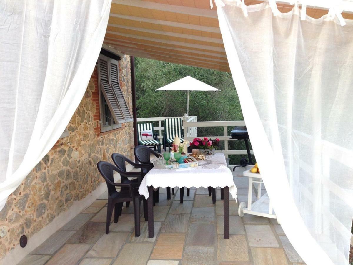 Valuable Rustic Tuscan Swimming Pool, Breathtaking View Of Camaiore Bagian luar foto